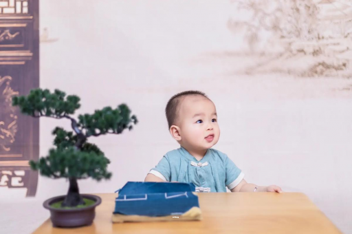 代怀包生男孩机构孕妇如何预防妊娠纹